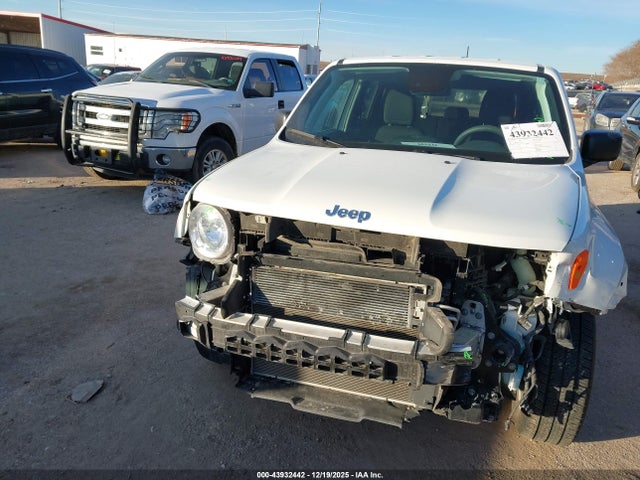 2023 Jeep Renegade Latitude 4x4 მანქანა იყიდება აუქციონზე, vin: ZACNJDB10PPP45090, აუქციონის ნომერი: 43932442