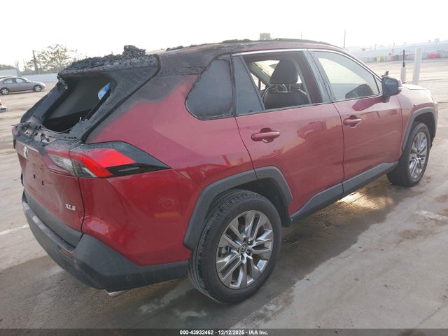 2023 TOYOTA RAV4 2T3C1RFV6PW253816 Photo 3