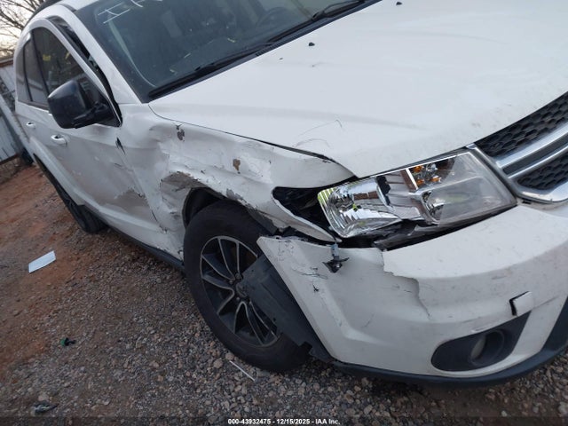 Продаж на аукціоні авто 2019 Dodge Journey Se, vin: 3C4PDCBB2KT719744, номер лоту: 43932475