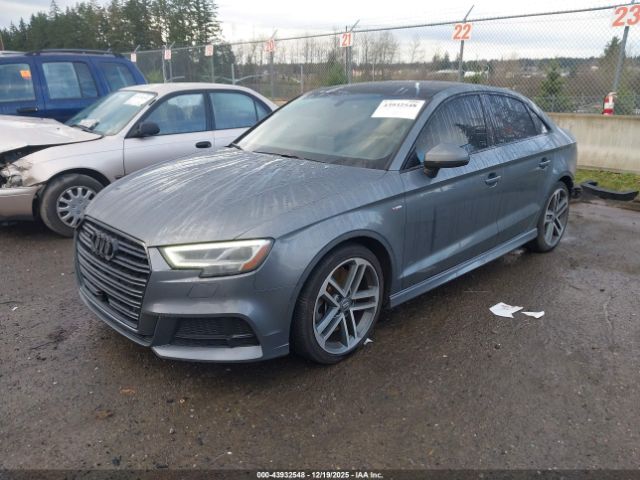 2019 AUDI A3 WAUJEGFF3KA106673 Photo 1