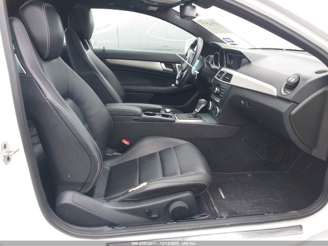 WDDGJ4HB9FG393513 Mercedes-Benz C 250