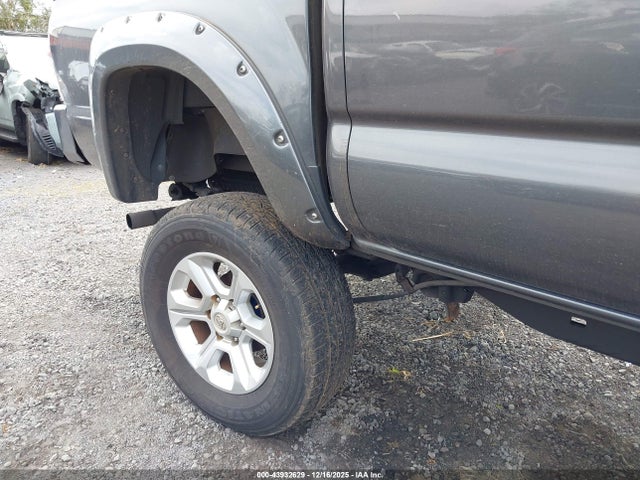 Toyota Tacoma Base V6 2014 3TMLU4EN4EM147715 Image 18