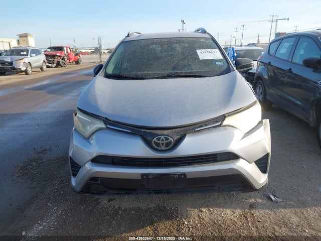 Toyota RAV4 LE 2017 2T3ZFREV2HW368881 Image 12