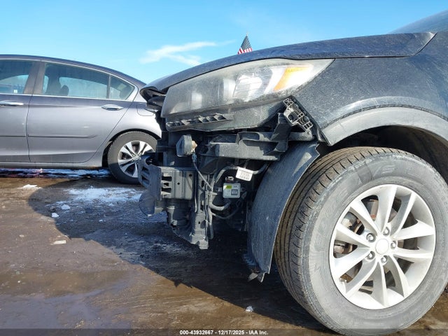 5XYPG4A39GG043587 KIA Sorento 2.4l L
