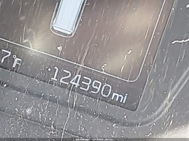 5XYPG4A39GG043587 KIA Sorento 2.4l L