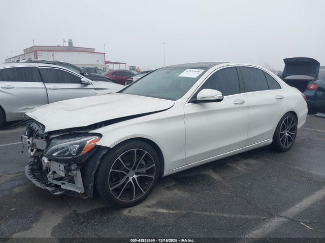 Mercedes-Benz C 300 2015 55SWF4JB6FU086018 Image 14