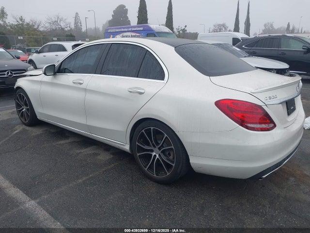Mercedes-Benz C 300 2015 55SWF4JB6FU086018 Image 3