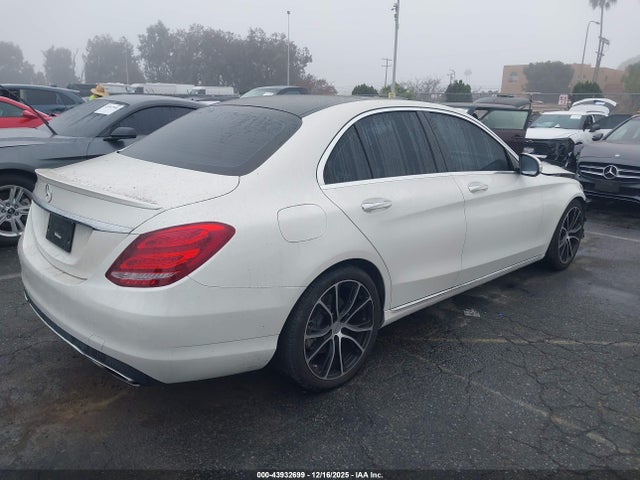 Mercedes-Benz C 300 2015 55SWF4JB6FU086018 Image 4