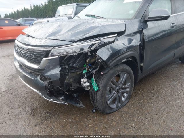 2021 KIA SELTOS KNDEUCAA1M7114749 Photo 5