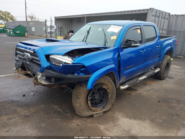 5TFCZ5AN3HX053384 Toyota Tacoma Trd Sport