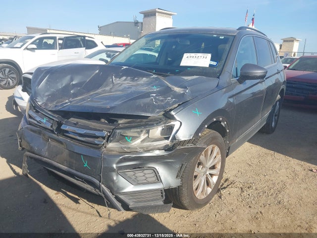 3VV3B7AX0JM056970 Volkswagen Tiguan 2.0t Se/2.0t Sel