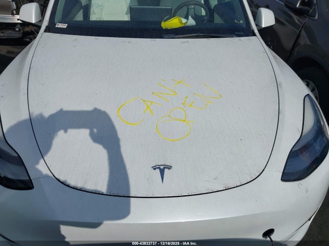 2021 TESLA MODEL Y 5YJYGAEE4MF157529 Photo 9