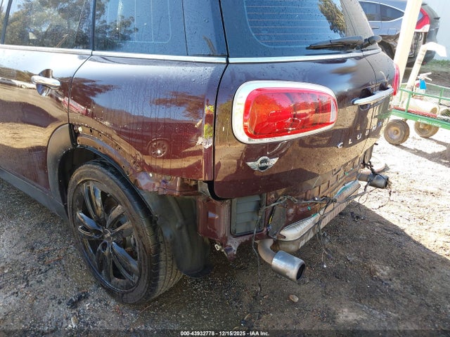 2017 MINI CLUBMAN WMWLU5C32H2E83818 Photo 5
