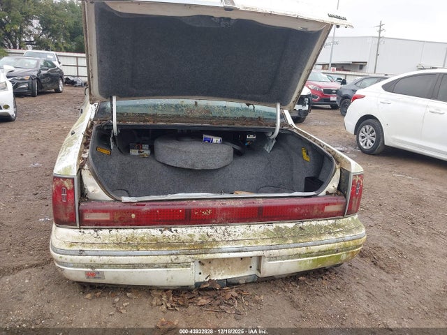 Aukcja sprzedaży 1993 Lincoln Town Car Cartier, vin: 1LNLM83W9PY760175, numer aukcji: 43932828