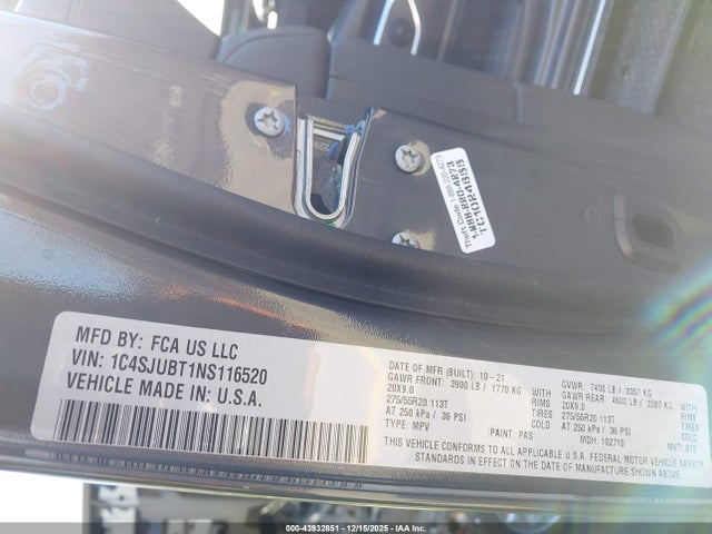 2022 JEEP WAGONEER 1C4SJUBT1NS116520 Photo 8