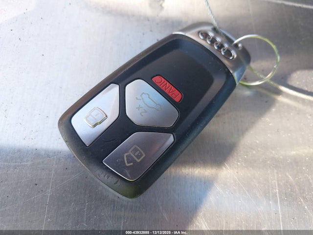 WA1LHAF7XKD033402 Audi Q7 45 Premium/45 Se Premium