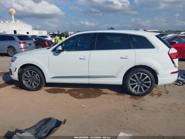 WA1LHAF7XKD033402 Audi Q7 45 Premium/45 Se Premium