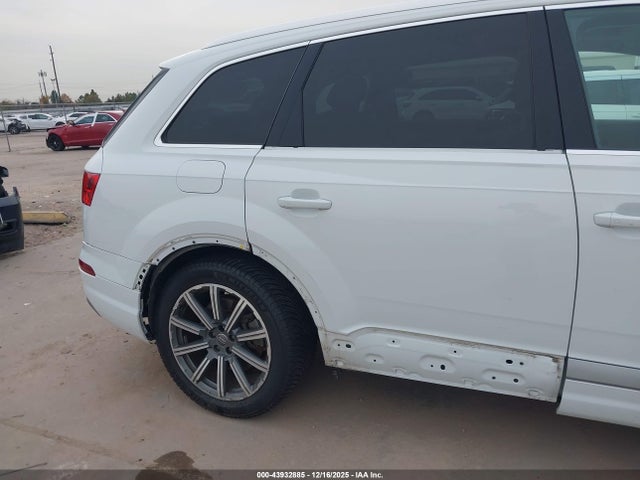 WA1LHAF7XKD033402 Audi Q7 45 Premium/45 Se Premium