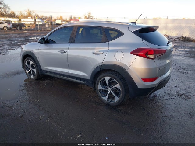 2016 HYUNDAI TUCSON KM8J3CA21GU161727 Photo 2