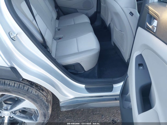 2016 HYUNDAI TUCSON KM8J3CA21GU161727 Photo 7