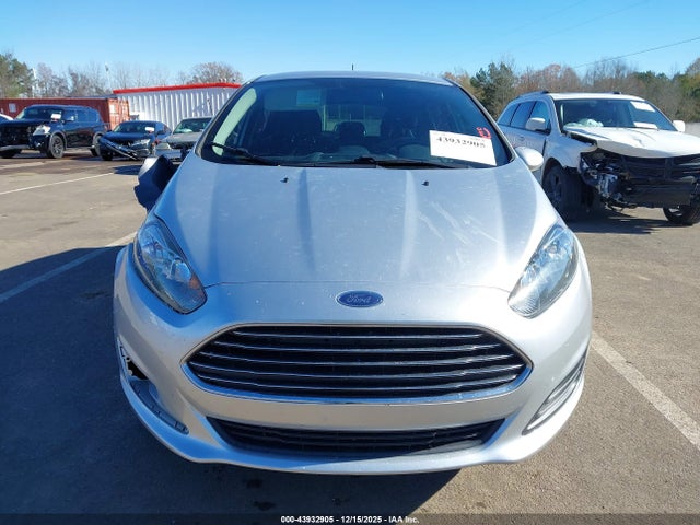 Ford FIESTA SE 2019 3FADP4EJ6KM119666 Image 12