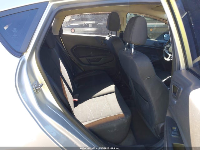 Ford FIESTA SE 2019 3FADP4EJ6KM119666 Image 8