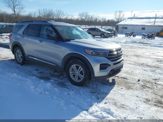Ford EXPLORER XLT 2021 1FMSK8DH2MGC24610 zdjęcie główne