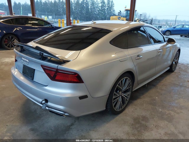 2016 AUDI A7 WAU2GAFC4GN002811 Photo 3