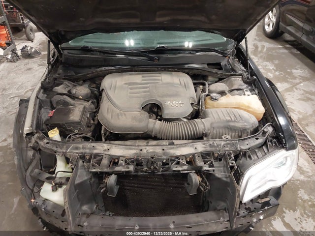 Aukcja sprzedaży 2015 Chrysler 300 Limited, vin: 2C3CCAAG4FH792801, numer aukcji: 43932940