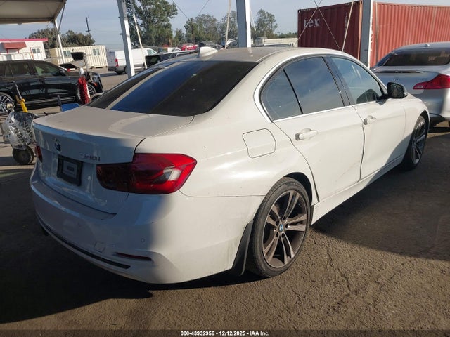 WBA8B9G33HNU54935 BMW 330I