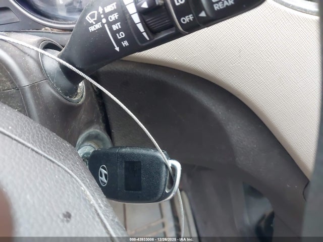 Продаж на аукціоні авто 2018 Hyundai Santa Fe Sport 2.4l, vin: 5XYZT3LBXJG562755, номер лоту: 43933008