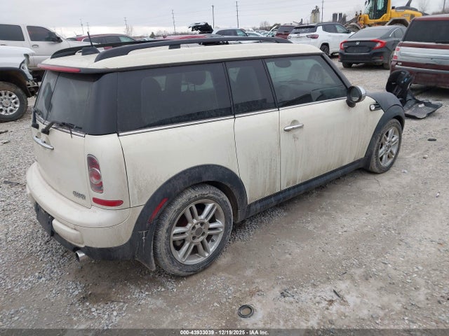 2012 MINI COOPER CLUBMAN WMWZF3C57CT189292 Photo 3