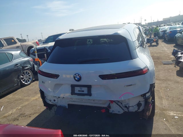 WB523CF08RCR88337 BMW Ix Xdrive50