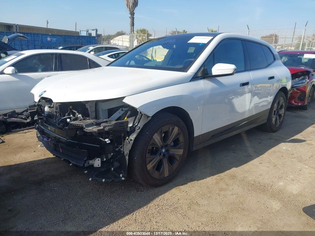 WB523CF08RCR88337 BMW Ix Xdrive50