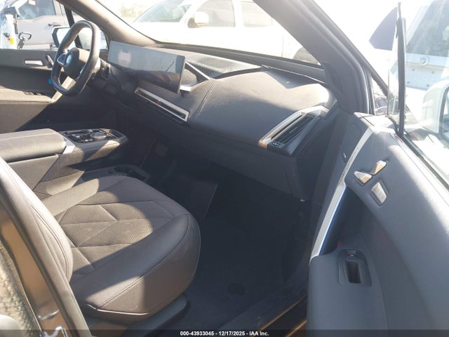 WB523CF08RCR88337 BMW Ix Xdrive50