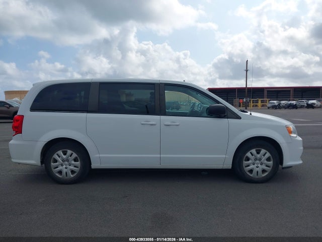 2C4RDGBG1JR296460 Dodge Grand Caravan Se