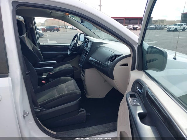 2C4RDGBG1JR296460 Dodge Grand Caravan Se