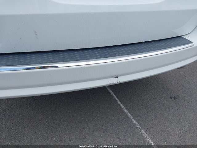 2C4RDGBG1JR296460 Dodge Grand Caravan Se