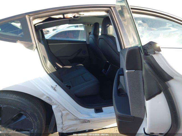 2024 TESLA MODEL 3 5YJ3E1EA8RF737872 Photo 7