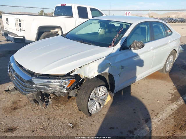 Aukcja sprzedaży 2019 Volkswagen Jetta 1.4t R-line/1.4t S/1.4t Se, vin: 3VWC57BU4KM131775, numer aukcji: 43933079