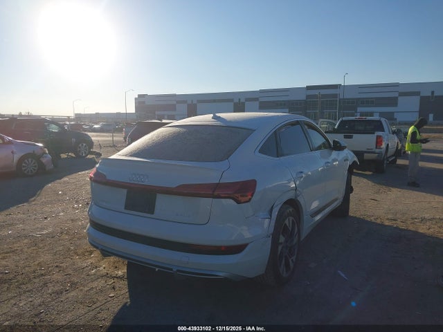 2022 AUDI E-TRON SPORTBACK WA12AAGE5NB042988 Photo 3