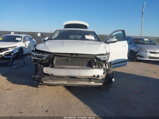 2022 AUDI E-TRON SPORTBACK WA12AAGE5NB042988 Photo 5