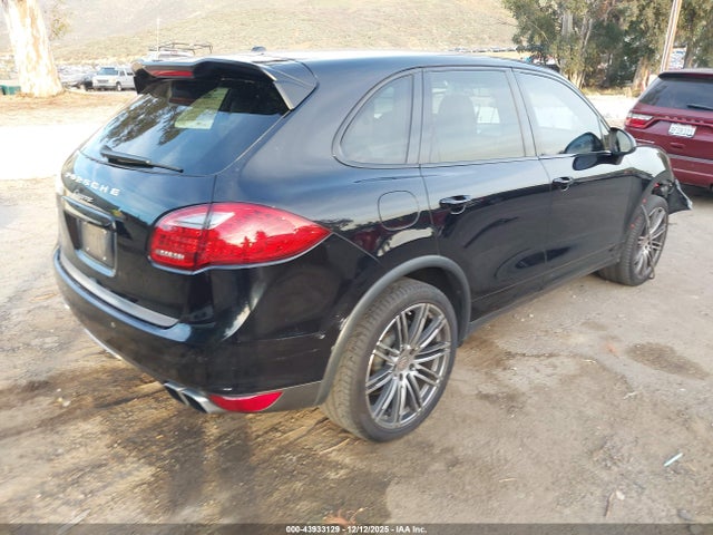 2013 PORSCHE CAYENNE WP1AA2A20DLA05327 Photo 3