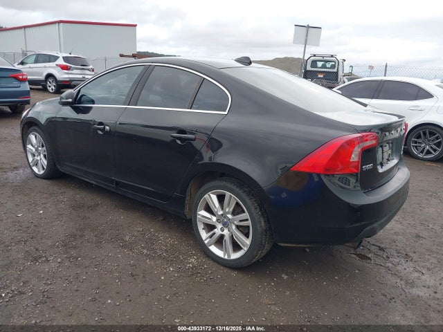 2011 VOLVO S60 YV1902FH9B2006669 Photo 2