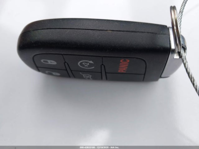 1C4RJFBG1EC568801 Jeep Grand Cherokee Limited