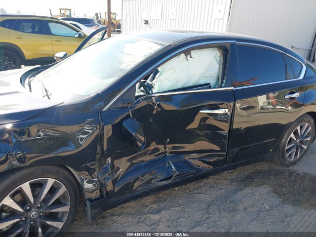 1N4AL3AP6HC146606 Nissan Altima 2.5 Sl