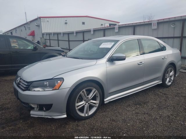2015 VOLKSWAGEN PASSAT 1VWCM7A37FC052880 Photo 1