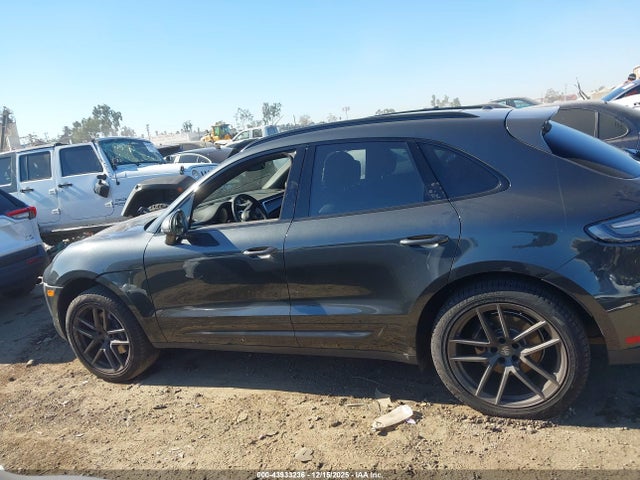 WP1AA2A58RLB03491 Porsche Macan T