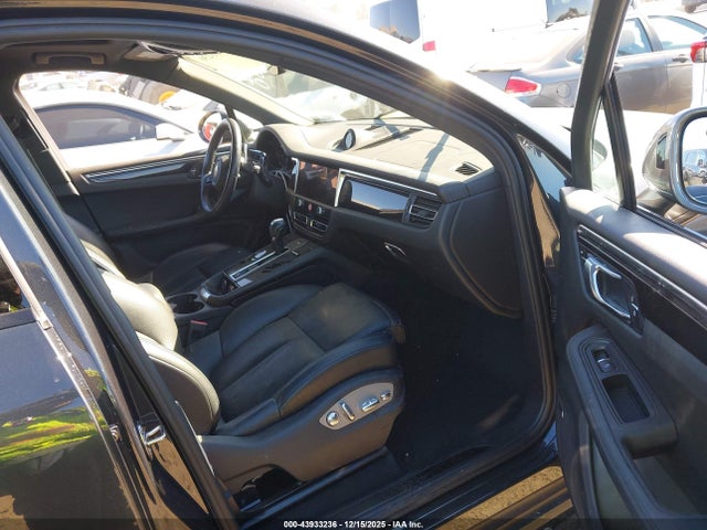 2024 PORSCHE MACAN WP1AA2A58RLB03491 Photo 4