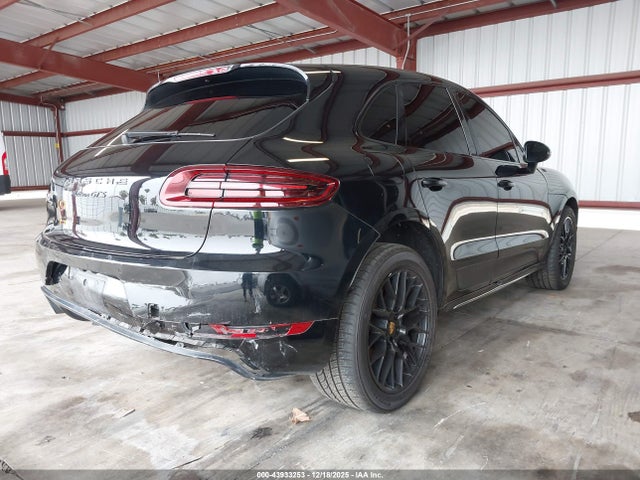 2018 PORSCHE MACAN WP1AG2A5XJLB64392 Photo 3
